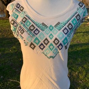 🌸Cute EUC The Limited Cap Sleeve Tee White with Gray Blue&Green details Size XS